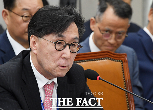 장호진 국가안보실장이 2024년 7 1일 오후 서울 여의도 국회에서 열린 운영위원회 전체회의에 참석해 질의에 답변을 하고 있다. /국회=배정한 기자