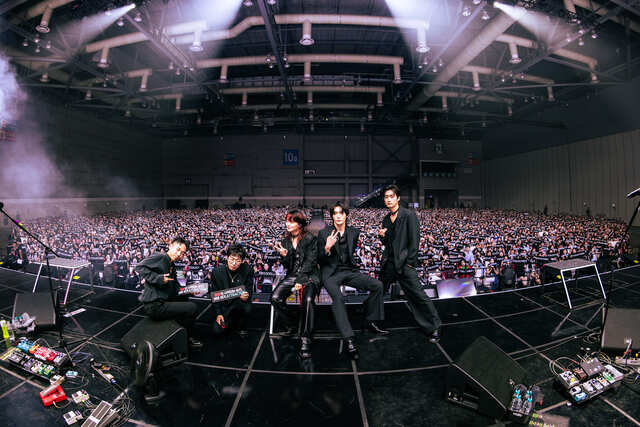 밴드 터치드가 23일과 24일 경기 일산 킨텍스 제2전시장 10홀에서 여름 단독 콘서트 어트랙션을 개최하고 7000여 팬과 만났다.