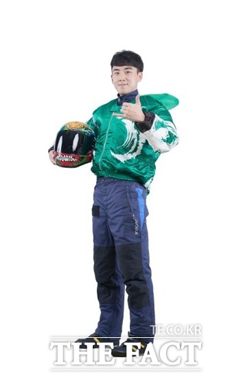 출전을 위해 경정 장구류를 착용한 조성인 선수 모습./국민체육진흥공단