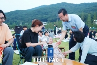  [경기 단신] 의왕시, ‘우리동네 돗자리 영화관’ 첫 상영 성료 등