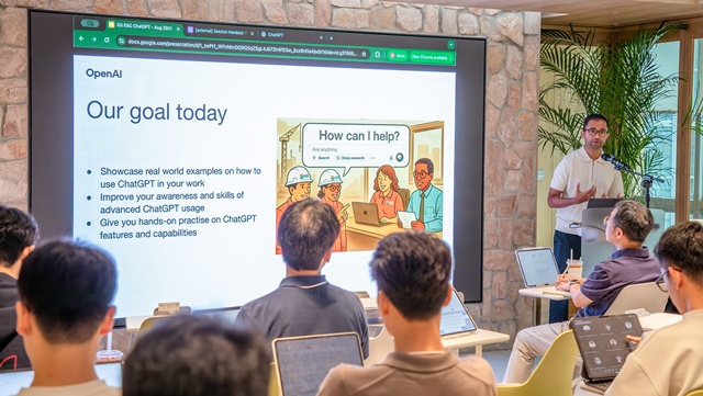 GS건설이 국내 건설사 최초로 오픈AI사의 기업용 AI 솔루션 챗GPT 엔터프라이즈를 도입했다. /GS건설