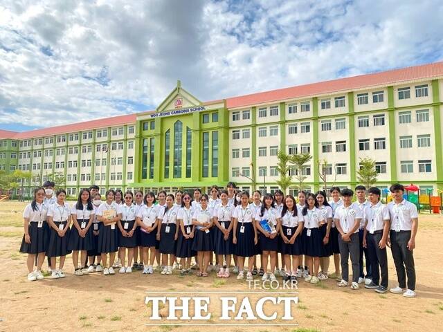창신대학교 설립 캄보디아 우정 간호대학. /경남도