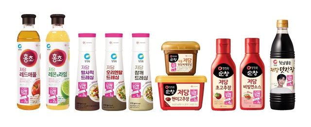 대상 청정원 로우태그(LOWTAG) 제품군이 출시 100일 만에 누적 매출 100억원을 달성했다. /대상