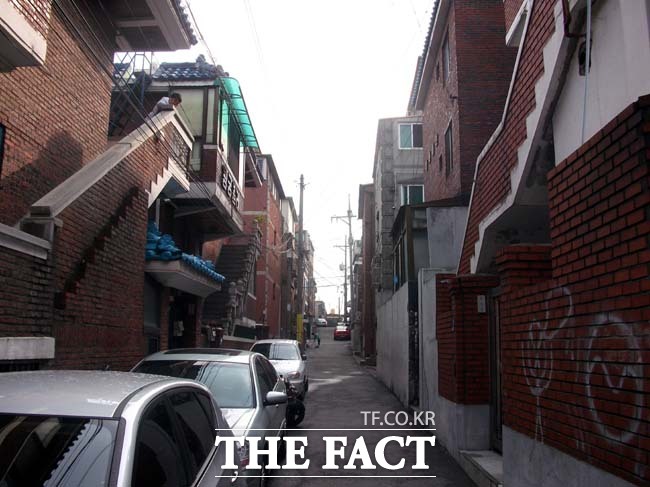 가로주택정비사업이 추진 중인 광명7동 새터마을 일원 모습 /광명시