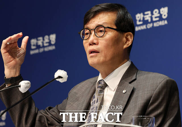 이창용 한국은행 총재가 지난 2월 25일 서울 중구 한국은행에서 열린 금융통화위원회 금리 결정에 대한 기자간담회에서 발언하고 있다. /사진공동취재단