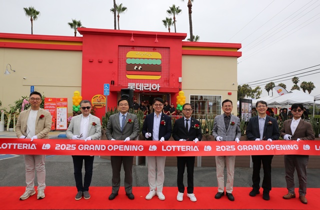 롯데리아가 미국에 직영 1호점을 열었다. /롯데GRS