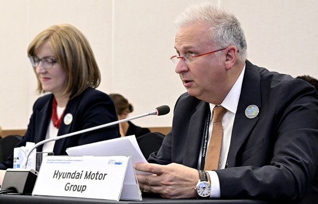 켄 라미레즈 현대자동차그룹 에너지·수소사업본부 부사장이 제16차 청정에너지 장관회의(CEM16) 산업탈탄소 및 에너지 효율 세션에 참석해 발언하고 있다. /현대차그룹