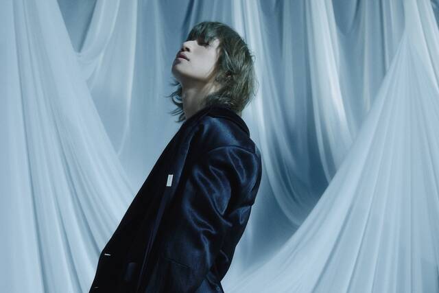 가수 대성이 27일 0시 국내외 온라인 음원 사이트를 통해 엄브렐라 일본어 버전을 정식 발매했다./알앤디컴퍼니