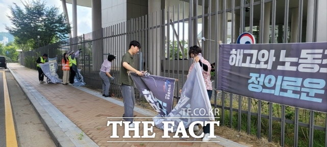 세종시가 오는 9월 26일까지 관내 초등학교 55곳 주변을 중심으로 불법 유해 광고물을 집중 정비한다. /세종시