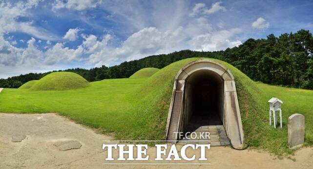 유네스코 세계유산 백제역사유적지구인 부여 왕릉원. /부여군