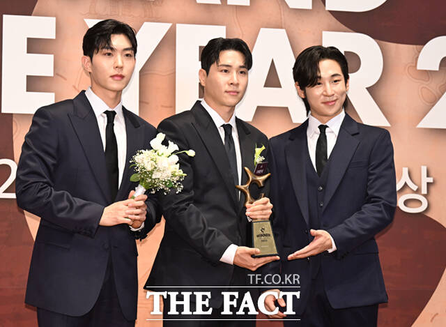 크로스오버그룹 부문 수상자- 그룹 리베란테.