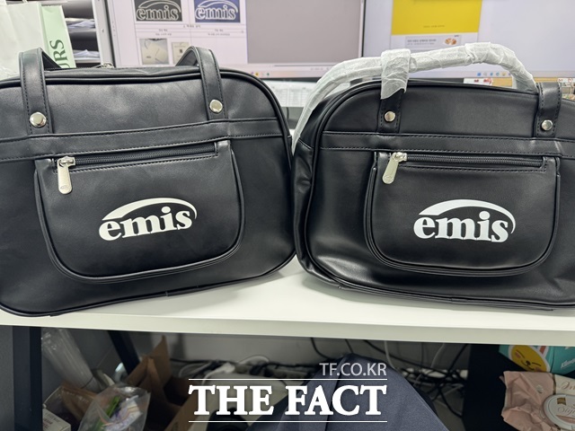 서울시가 해외 온라인 플랫폼에서 판매 중인 국내 브랜드 제품 4개를 점검한 결과, 3개가 위조로 드러났다. 가품과 진품 비교 사진./서울시