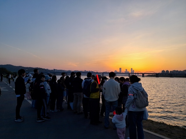 한강야경투어 반포달빛길 운영 모습. /서울시