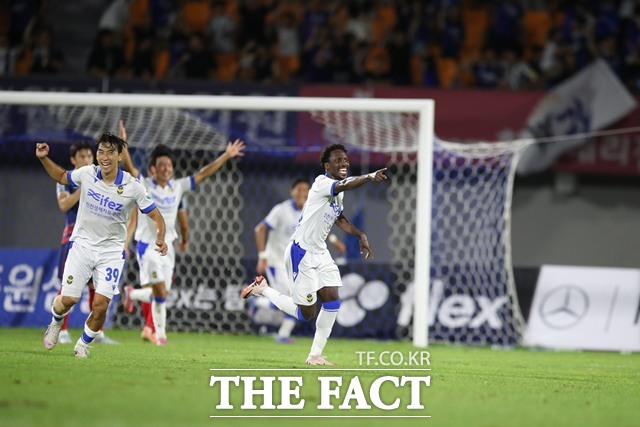 선두 굳히기에 나선 인천 선수들./K리그