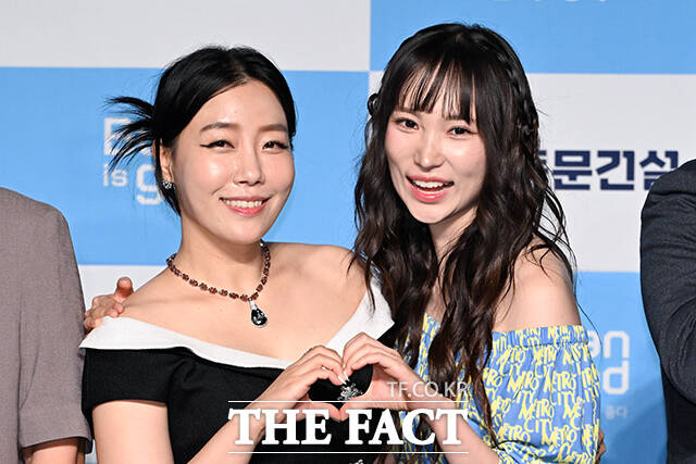 코미디언 박은영(왼쪽)과 서성경.