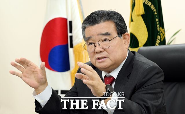 한국원격대학협의회의 제14대 회장에 선출된 이동진 건양사이버대학교 총장. /건양사이버대