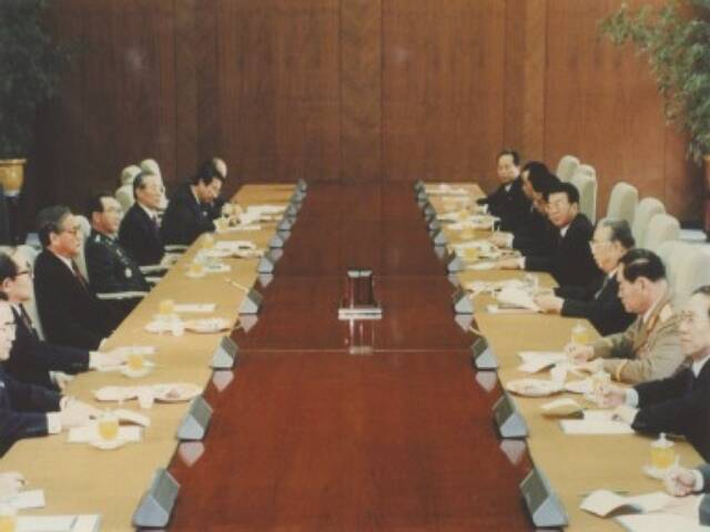 사진은 1992년 2월 19일 평양 인민문화궁전에서 열린 6차 고위급회담. 남북은 이를 통해 남북기본합의서를 비롯한 비핵화공동선언 등을 발효했다. /통일부