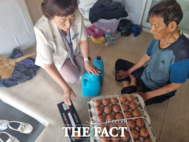장흥군이 취약계층 생활지원 사업을 추진하고 있다. /장흥군