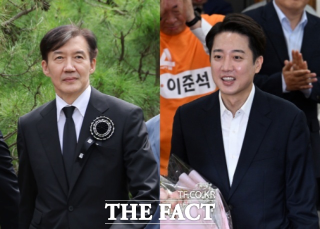 조국(왼쪽) 전 조국혁신당 대표의 2030 극우화 발언을 두고 이준석 개혁신당 대표가 강하게 반박하고 나섰다. 정치권 안팎에서는 내년 지방선거를 앞두고 조 전 대표에 대한 반감이 뚜렷한 2030 세대를 겨냥한 이 대표의 전략적 행보라는 해석이 제기된다. /더팩트 DB