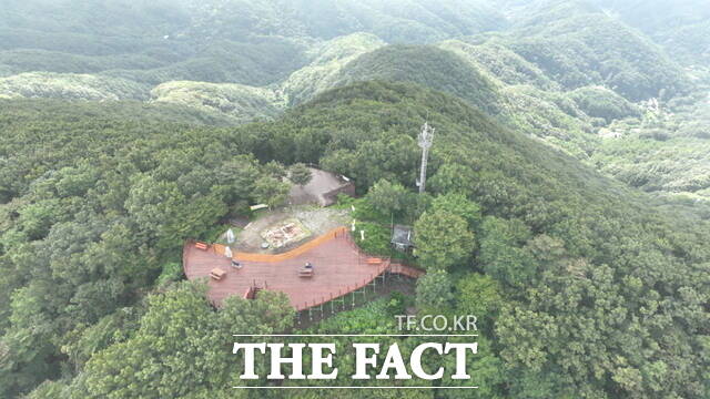 광덕산 정상 시민 휴식 공간 준공 모습./아산시