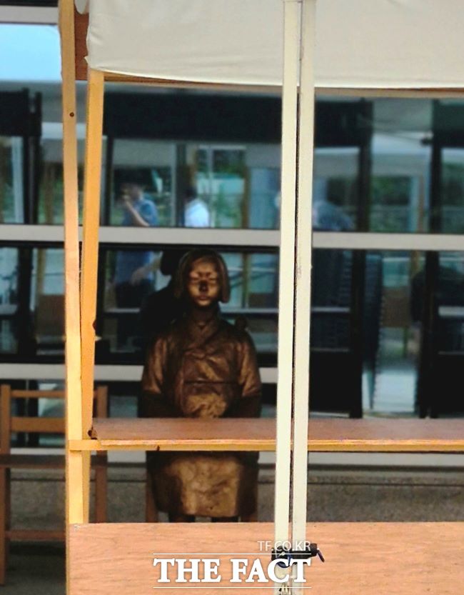 평화의 소녀상. /수원=이승호 기자