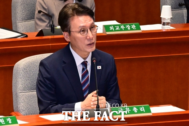 김민석 국무총리는 2일 스드메 깜깜이 가격을 언급하며 모든 관계 부처가 소비자 권익을 침해하는 요소들에 대해 감시를 강화하고 관련 제도를 철저히 보완해 나가야 한다고 밝혔다. /남윤호 기자