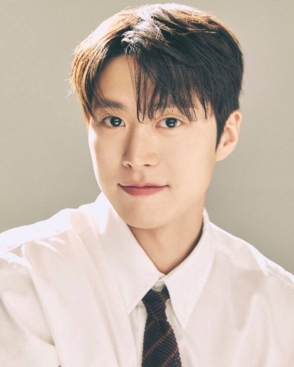 배우 공명이 최근 <더팩트>와 만나 넷플릭스 오리지널 영화 고백의 역사 관련 인터뷰를 진행했다. /넷플릭스