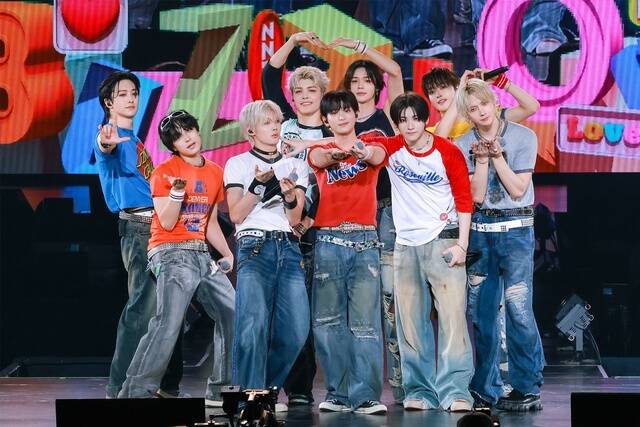 앤팀이 오는 10월 28일 한국에서 정식 데뷔 앨범을 발매한다. /YX 레이블즈