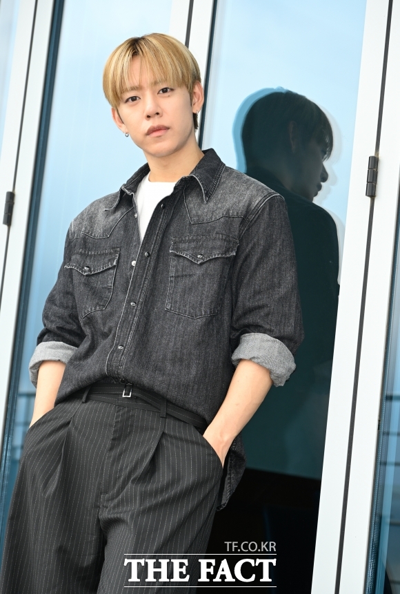 우여곡절 많았던 가수 정대현이 지난 6월 싱글 Stay와 9월 2일 싱글 행로를 발표하면서 새 출발을 알렸다. 가장 큰 목표는 팬들에게 다시는 사라지지 않는다는 믿음을 주는 것이다. /장윤석 기자