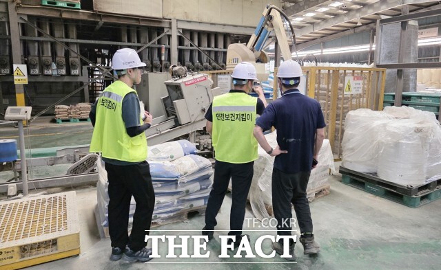 정읍시는 최근 건설, 제조업 등 민간사업장의 산업재해 예방을 위해 안전보건지킴이 활동을 시작했다. / 정읍시