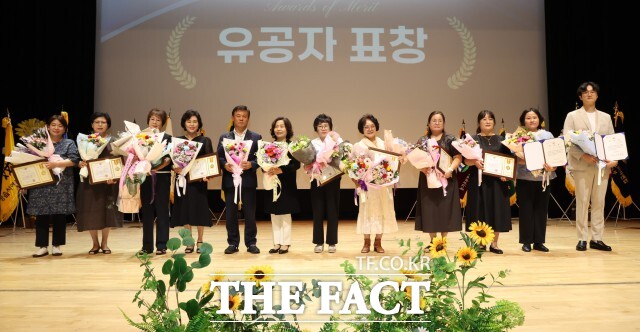 정읍시는 4일 연지아트홀에서 양성평등주간을 맞아 기관·단체와 여성단체 회원, 시민 등 200여 명이 참석한 가운데 2025년 양성평등주간 기념식을 개최했다. /정읍시