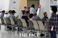  건보 지원율 윤석열 정부보다 못하다···공공의료 예산도 미흡
