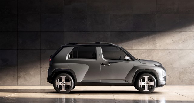 현대자동차·기아가 유럽 시장에서 보급형 전기차를 앞세운 올해 최초 전기차 20만대 판매 달성 계획을 세웠다. 현대차 인스터(국내명 캐스퍼 일렉트릭). /현대차