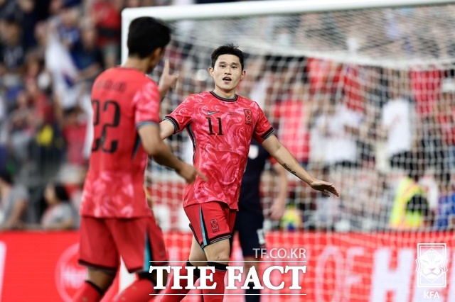 전반 43분 절묘한 백힐 슛으로 추가골을 터뜨린 한국의 이동경./KFA