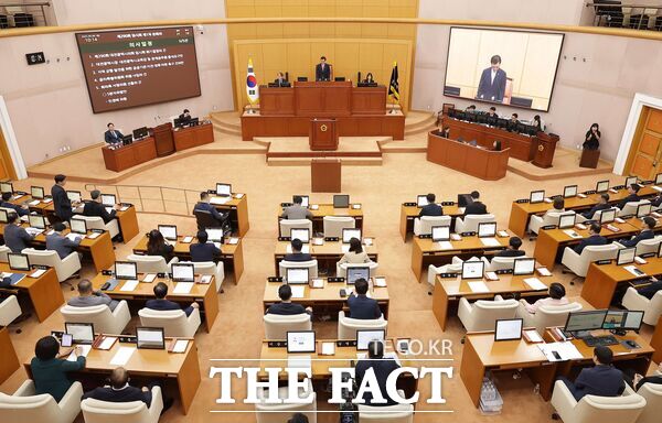 대전시의회가 8일 제290회 임시회를 개회했다. 대전시의회 본회의장 전경 /대전시의회