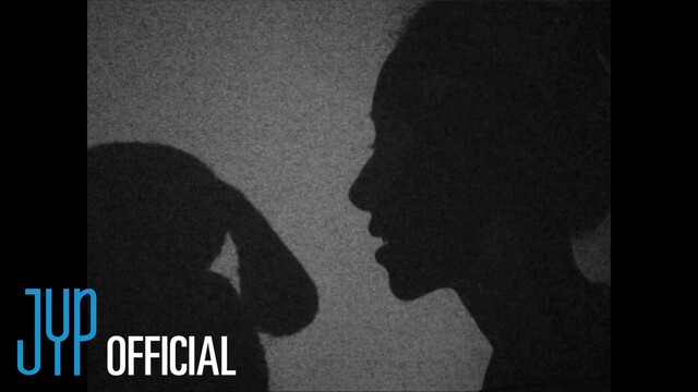 채영은 직접 촬영한 영상에 솔로 앨범 수록곡들의 하이라이트 음원을 담아 색다른 감성을 전했다. /JYP엔터