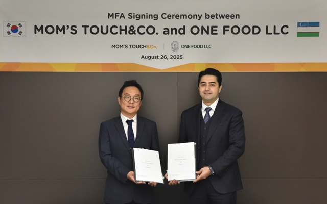 맘스터치가 우즈베키스탄 UHL CO의 F&B 전문 자회사 ONE FOOD LLC와 마스터 프랜차이즈(MF)를 체결했다. /맘스터치