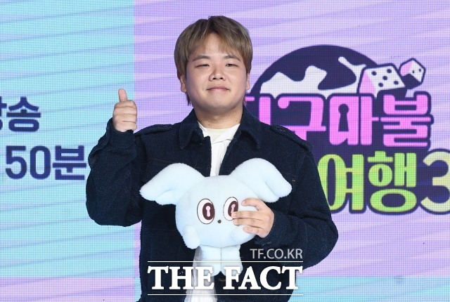 곽튜브는 자신의 유튜브 채널을 통해 결혼과 혼전 임신 소식을 밝혔다. 사진은 지난 20일 ENA 새 예능프로그램 지구마불 세계여행3 제작발표회에 참석해 포즈를 취하고 있는 모습. /서예원 기자