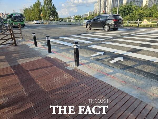 버드내중학교 삼거리 횡단보도의 모습./대전시