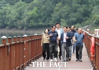  서철모 대전 서구청장, '장태산 물빛 거닐길' 사전 점검