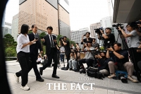  한덕수 전 총리, 김건희 특검 참고인 출석 [포토]
