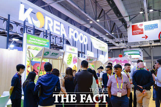 농림축산식품부와 한국농수산식품유통공사가 2025 홍콩 신선농산물박람회에 참가해 한국관을 운영하고 있다./aT