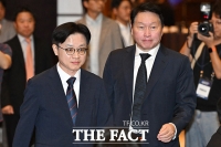  제조 AX 얼라이언스 출범식 참석하는 김정관-최태원 [포토]