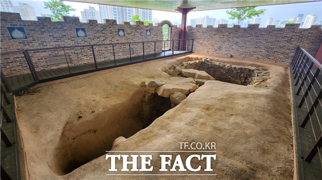 ‘세종 한솔동 고분군’ 횡혈식 석실 전경, ./세종시