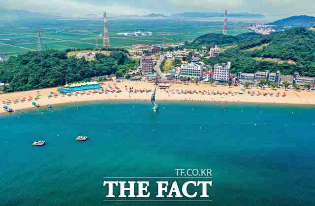 당진 왜목마을 해수욕장 전경. /당진시