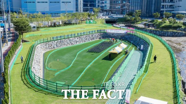 의왕 금천천 파크골프장 코스 모습./의왕시