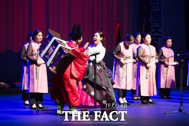 지난해 열린 제24회 명창 박록주 전국국악대전 시상식 및 축하무대 장면. /구미시