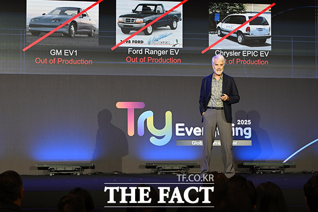 테슬라 공동창업자 마틴 에버하드.