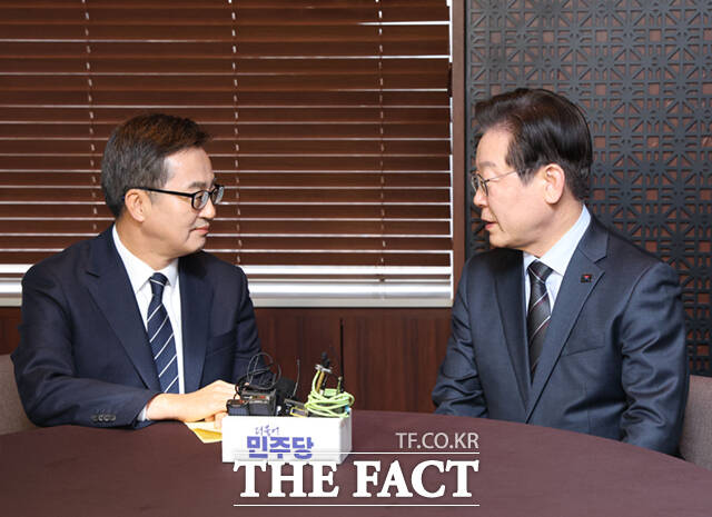 김동연 경기도지사(사진 왼쪽)와 이재명 대통령. /더팩트 DB