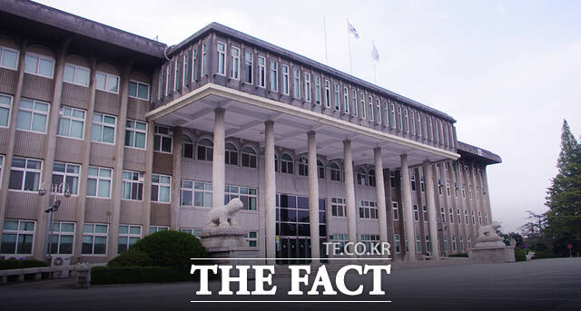 원광대학교 대학본부 전경. /원광대